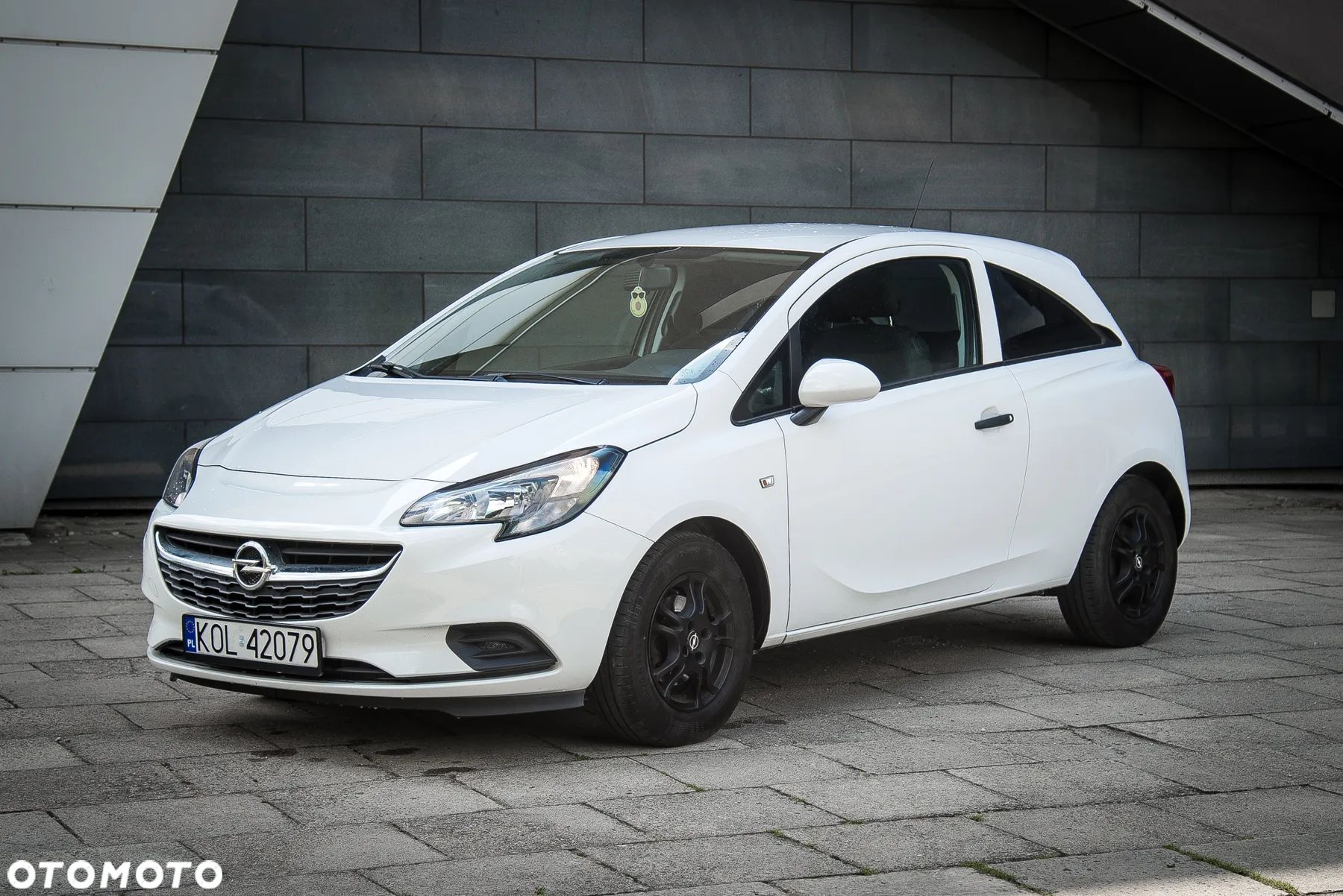Opel Corsa 1.2 Enjoy - 1