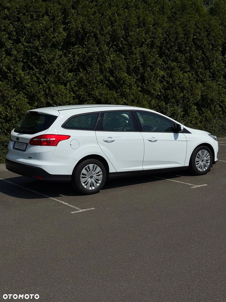 Ford Focus 1.0 EcoBoost Active - 5