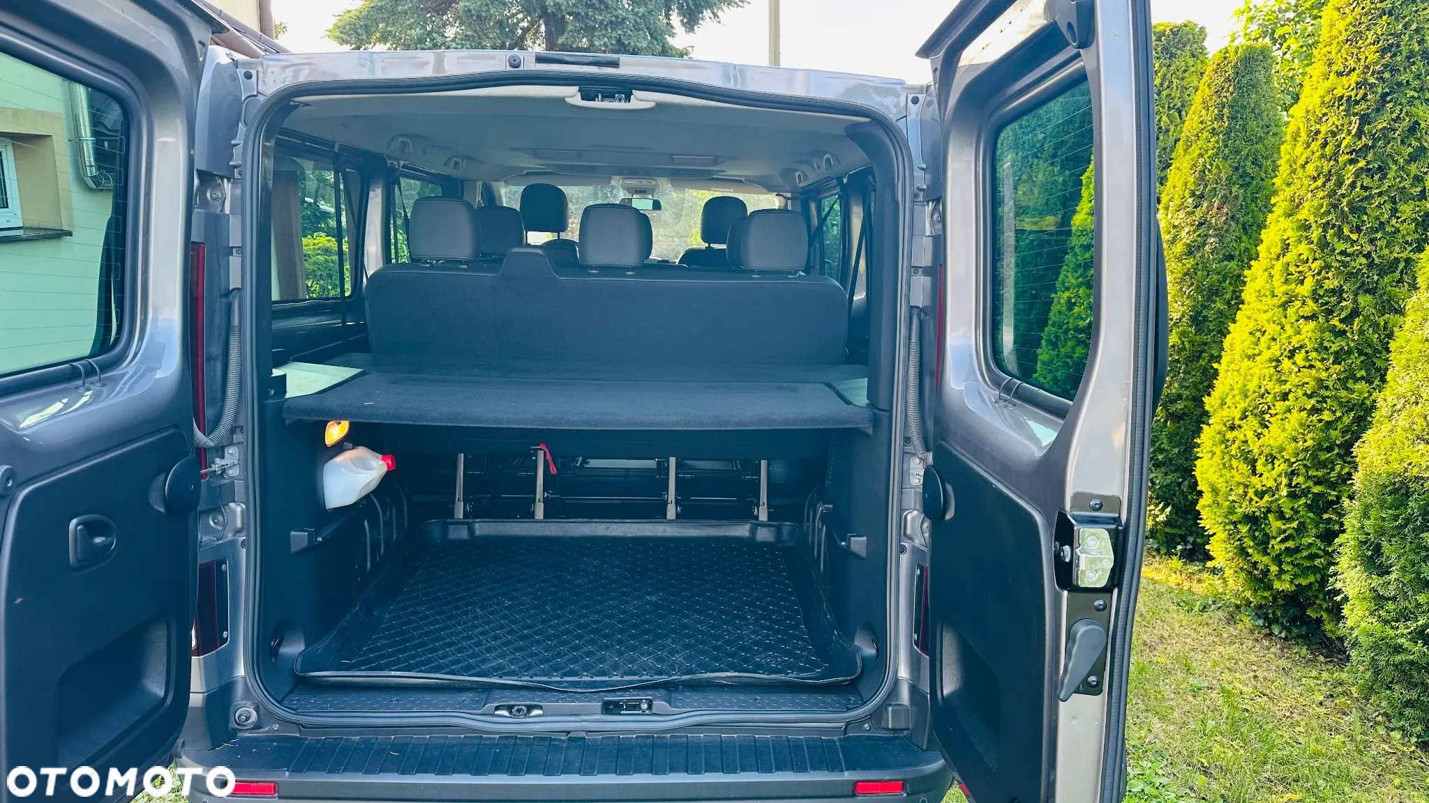 Renault Trafic Grand SpaceClass 2.0 dCi EDC - 7