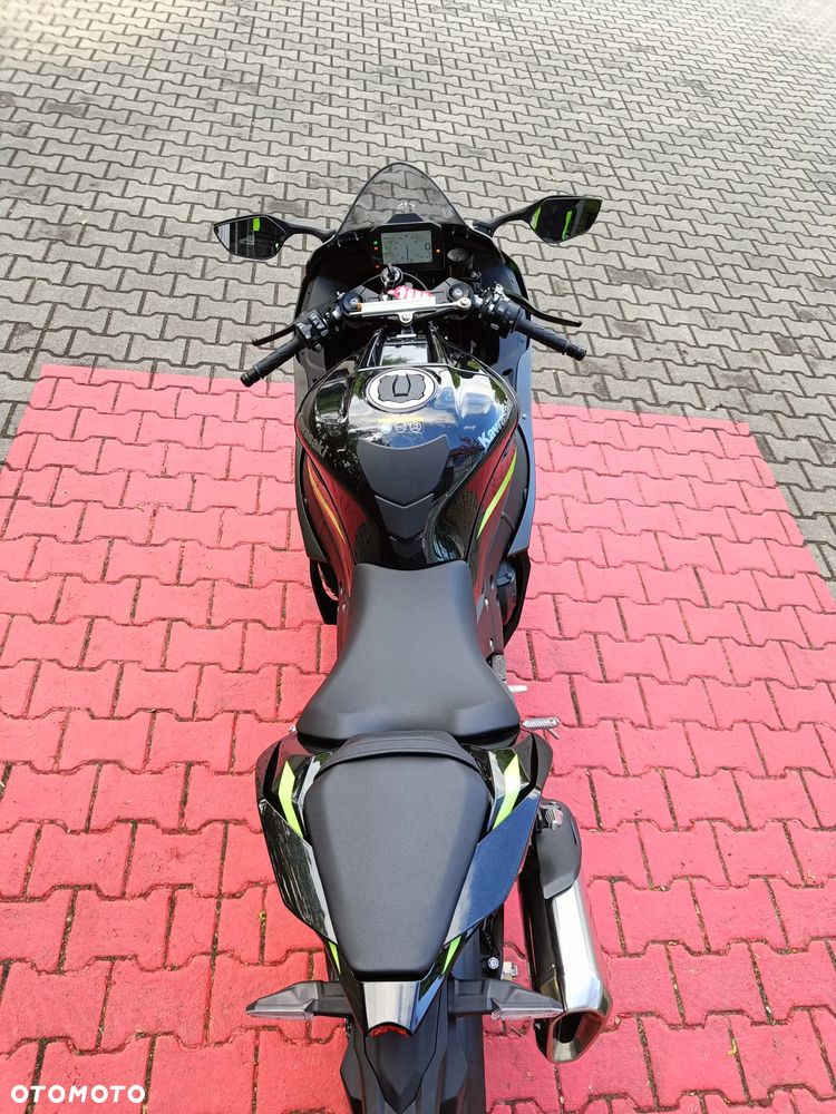 Kawasaki Ninja - 10