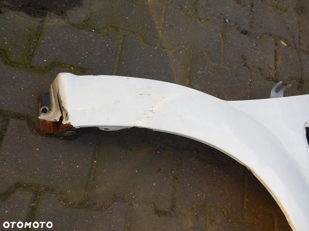 błotnik prawy przód CITROEN C2 biały EWPA - 6