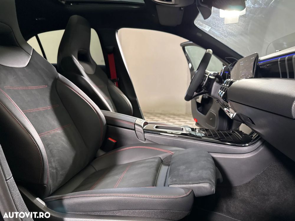 Mercedes-Benz A 45 AMG - 13