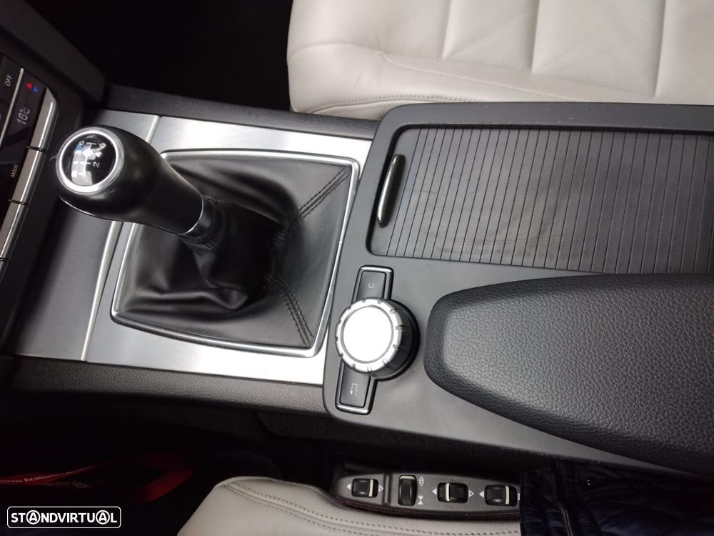 Mercedes-Benz E 220 CDi BlueEfficiency - 3