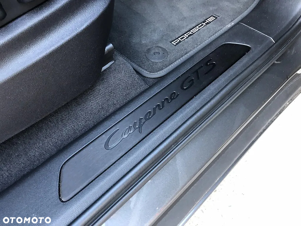 Porsche Cayenne GTS Tiptronic S - 34