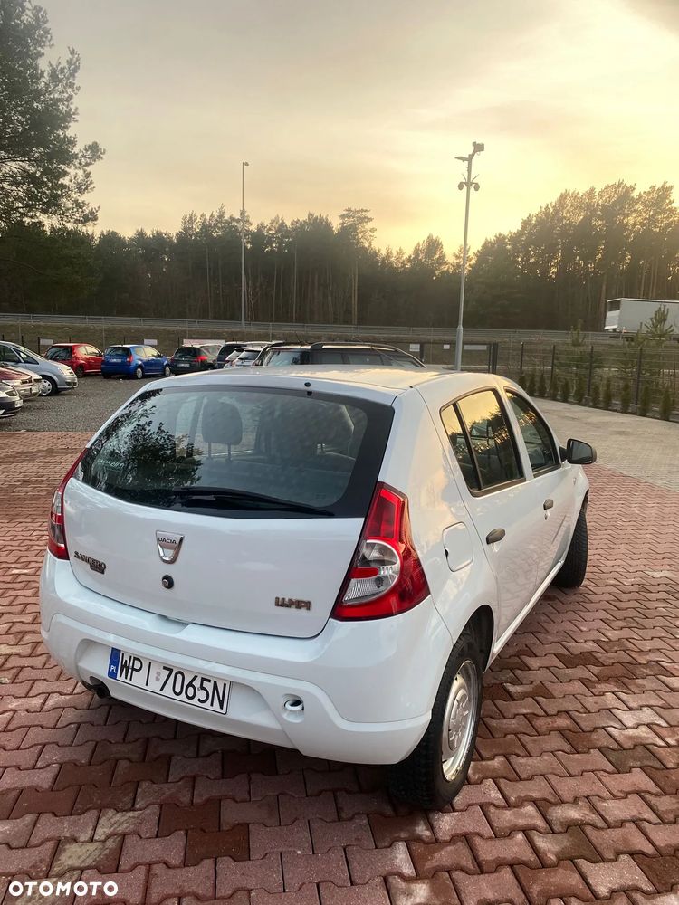 Dacia Sandero - 9