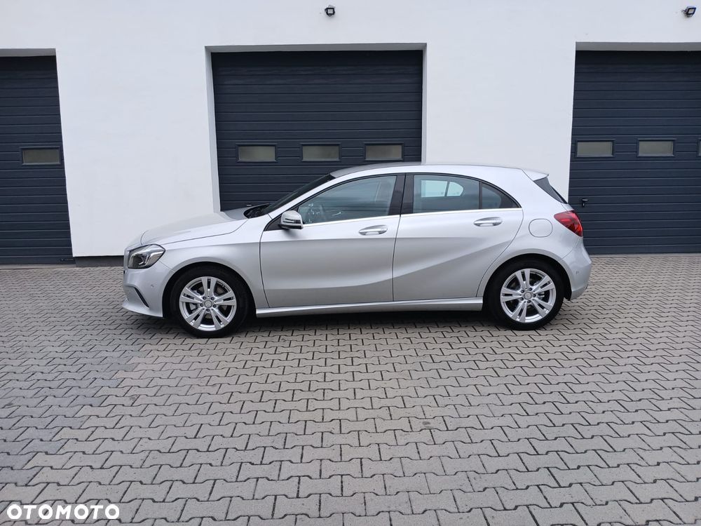 Mercedes-Benz Klasa A 180 AMG Line - 24
