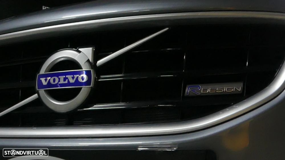 Volvo V40 D2 R Design - 12