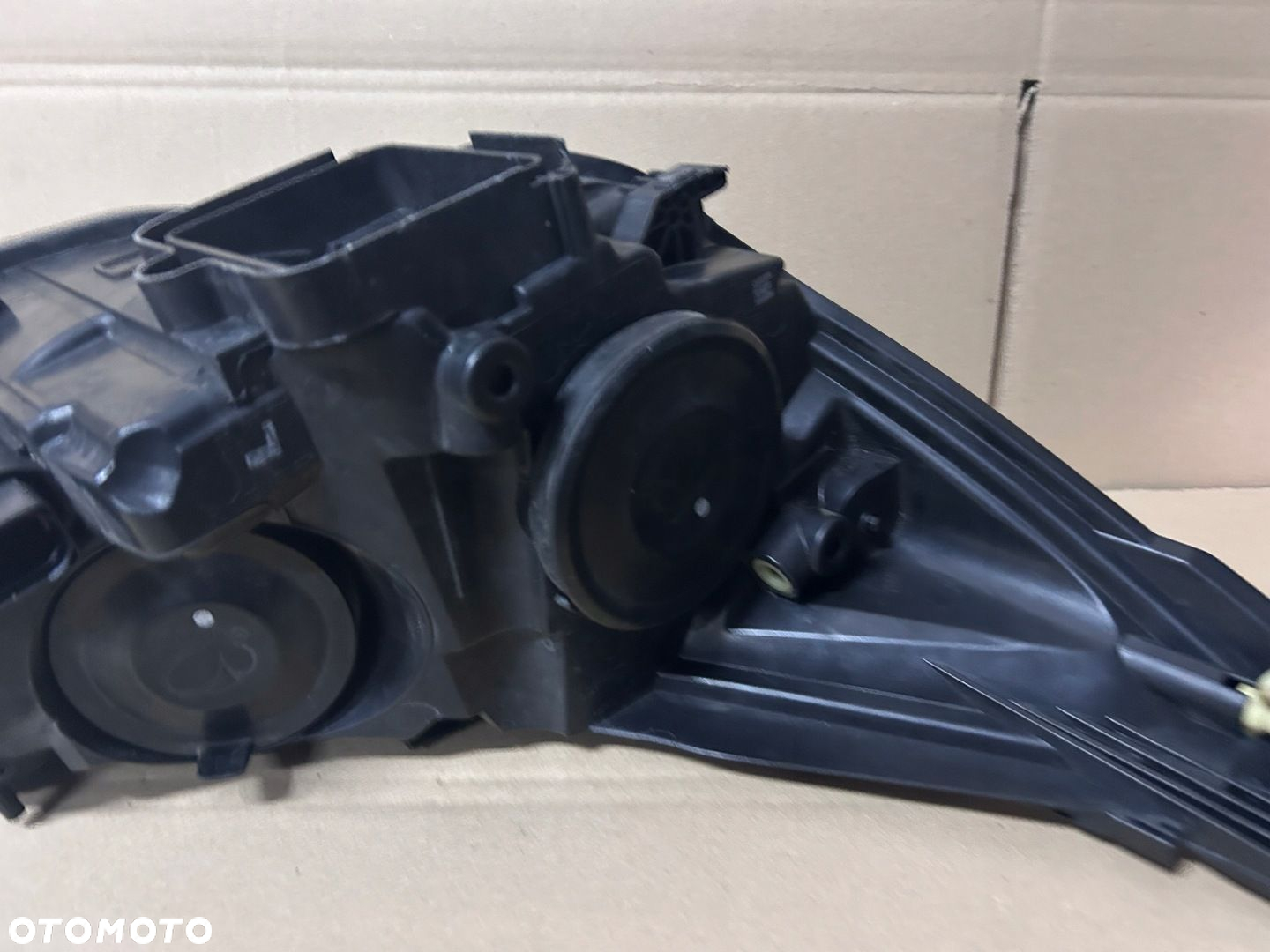 LAMPA LEWA FORD FOCUS MK3 LIFT ZWYKŁA LED CIEMNA - 9