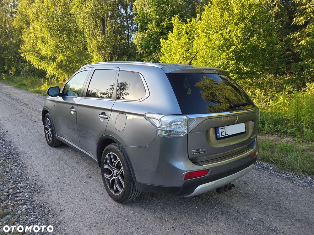 Mitsubishi Outlander 2.0 Intense + CVT - 4