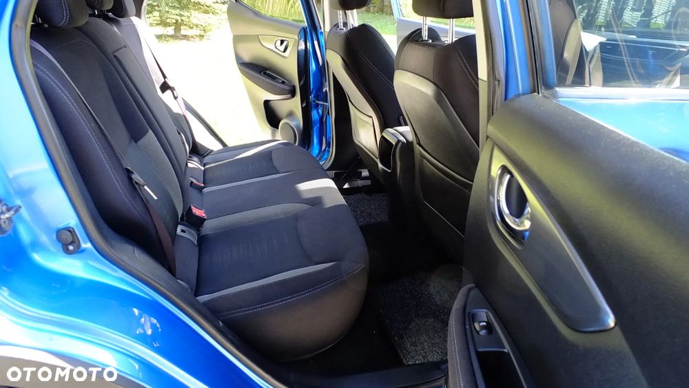Nissan Qashqai 1.2 DIG-T N-Connecta Xtronic EU6 - 19