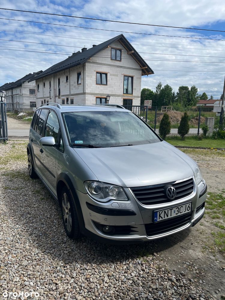 Volkswagen Touran 2.0 TDI DPF Cross - 5