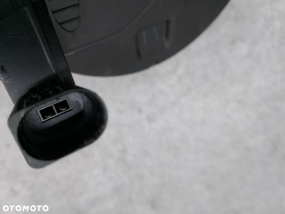 KLAMKA KLAPY VW GOLF V 1K0827469D HATCHBACK 5 DRZWI - 4