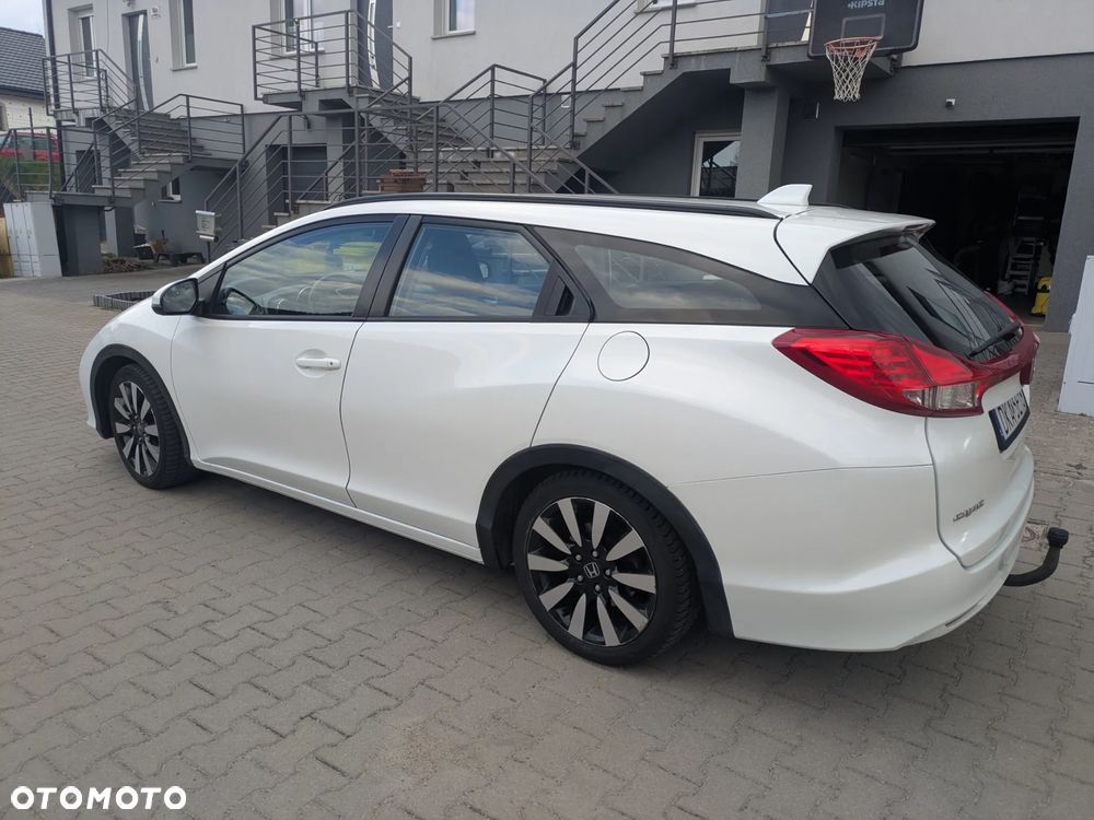Honda Civic 1.6 i-DTEC Lifestyle Black Edition - 16