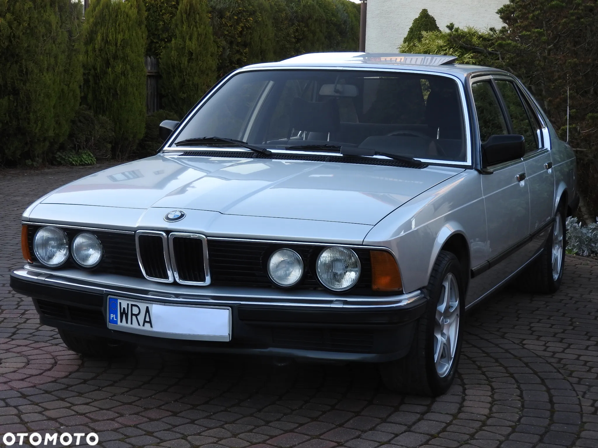 BMW Seria 7 - 31