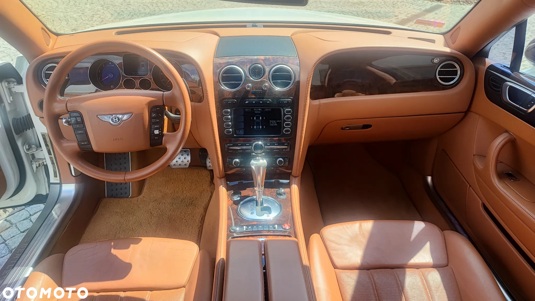 Bentley Flying Spur Continental - 14