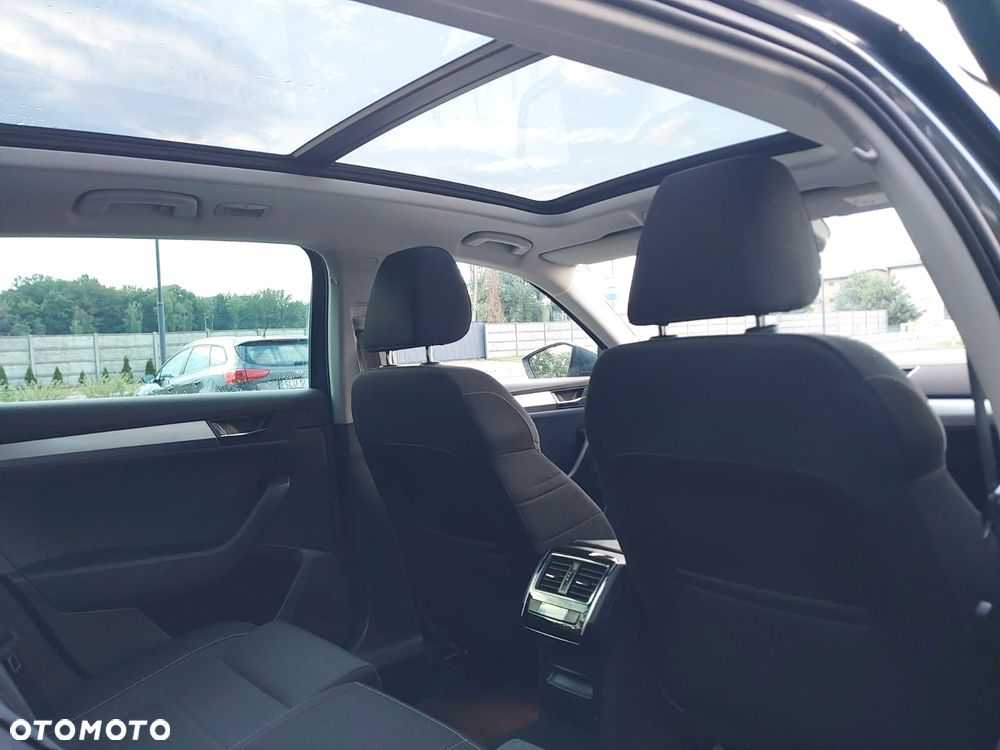 Skoda Superb 2.0 TDI DSG Ambition - 15