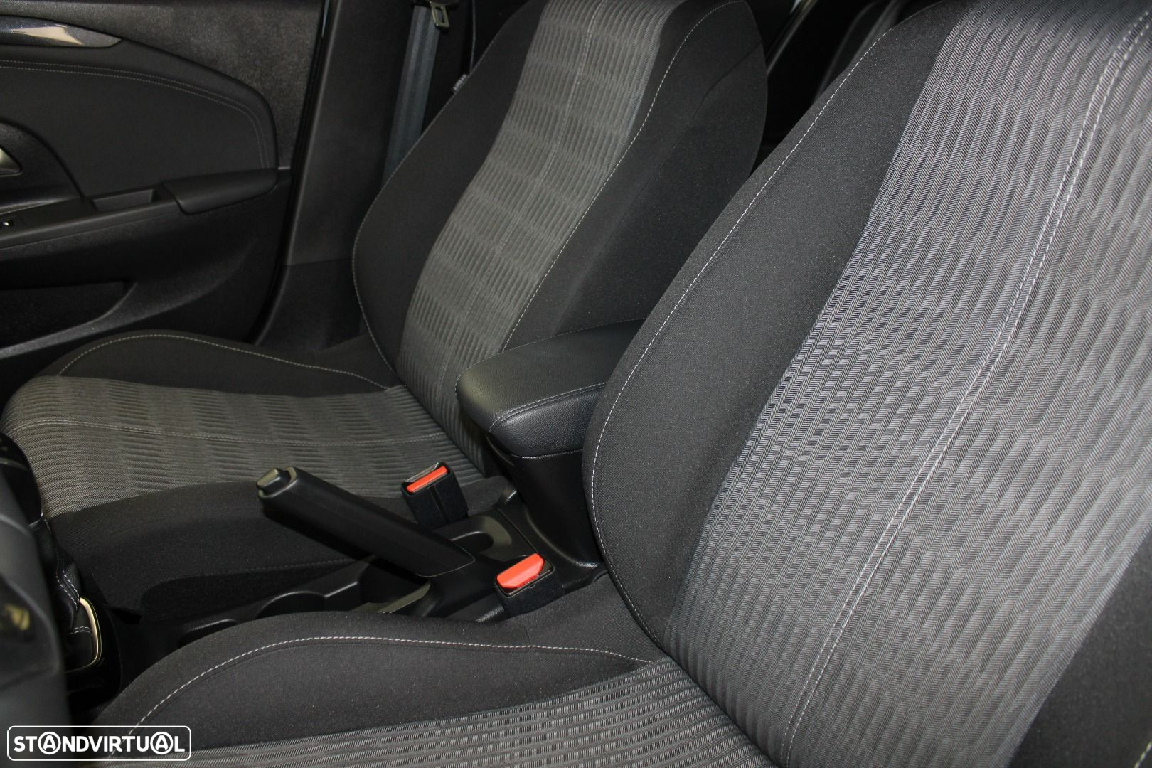 Opel Corsa 1.2 Business - 22