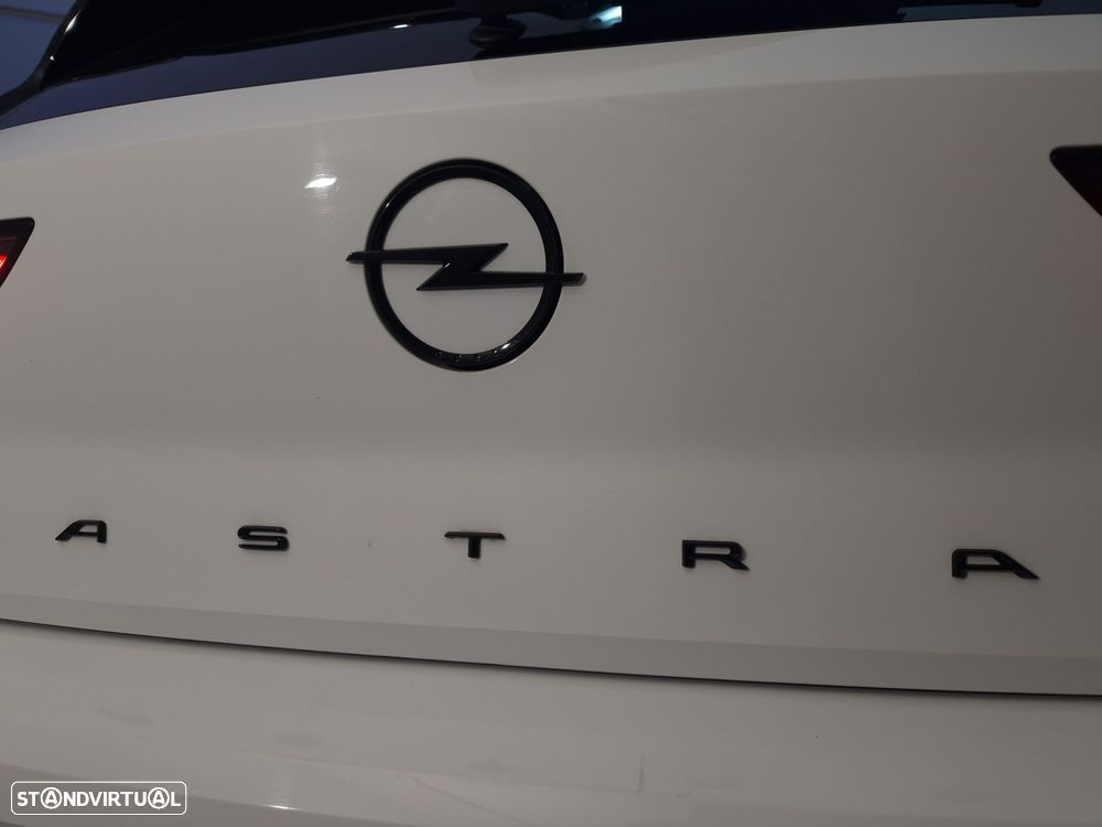 Opel Astra 1.2 T GS Line Aut. - 12