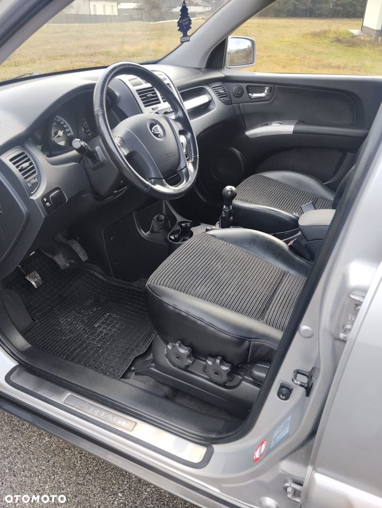 Kia Sportage 2.0 Expedition + - 8
