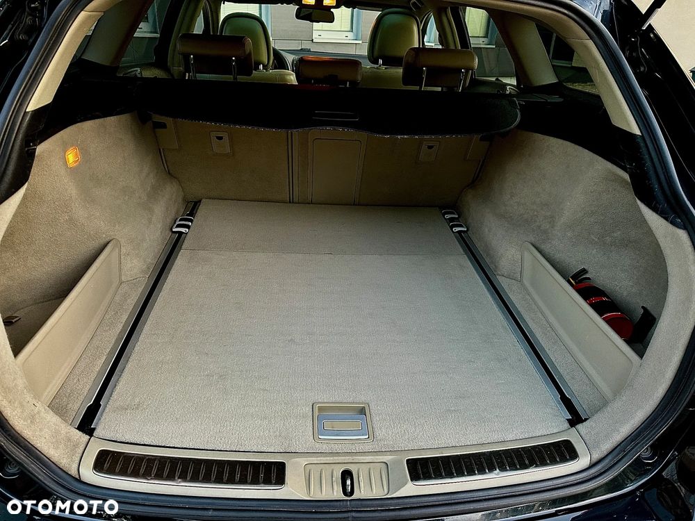 Toyota Avensis - 15