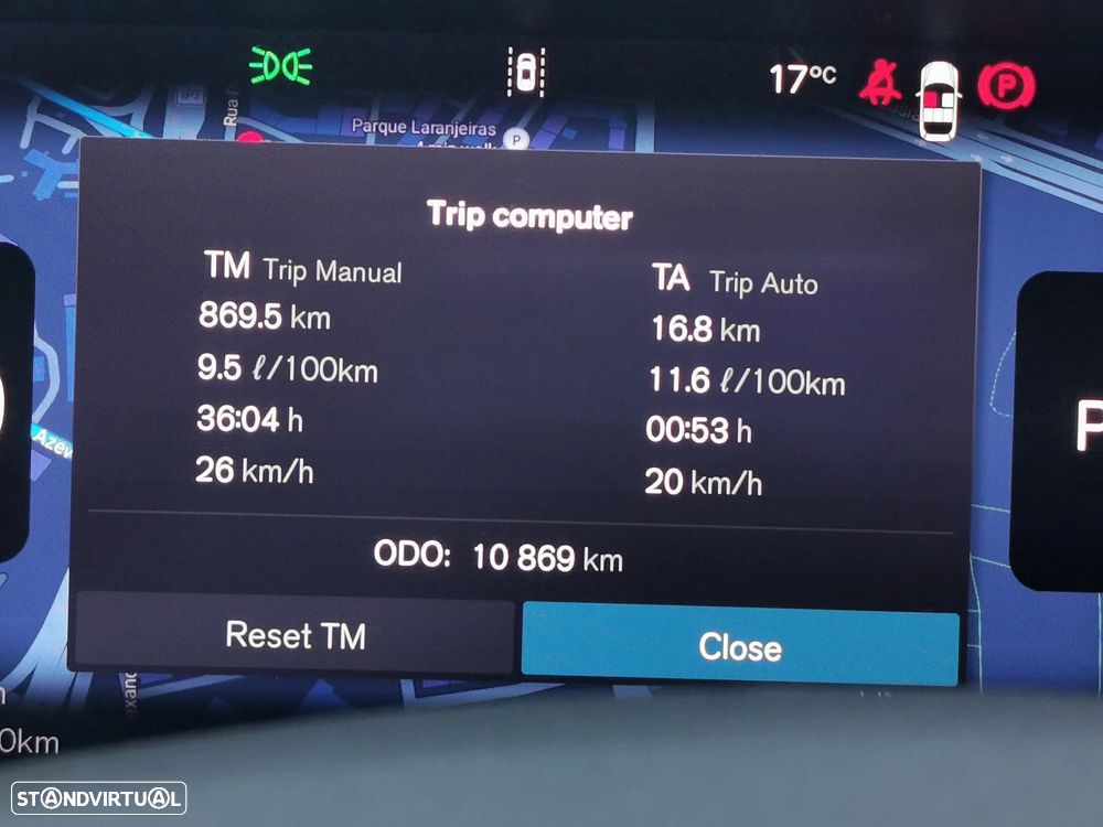 Volvo XC 40 2.0 B3 Plus Dark - 25