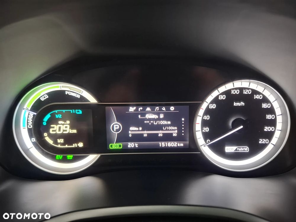Kia Niro 1.6 GDI HEV 2WD OPF Vision - 30