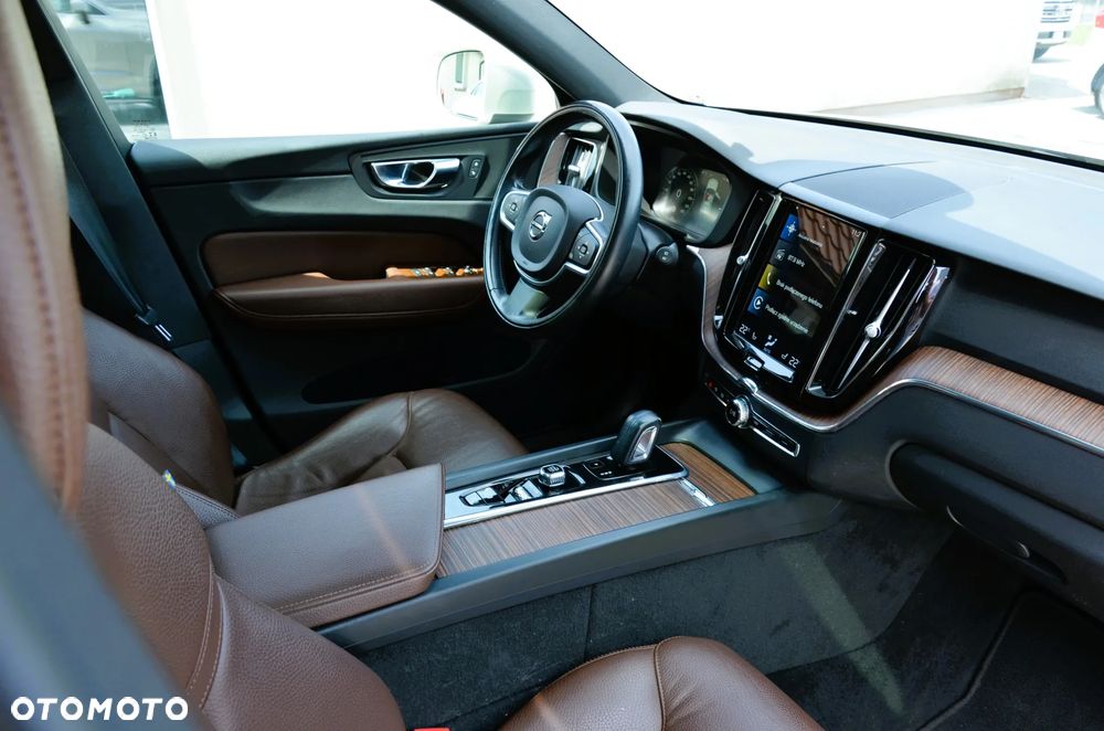Volvo XC 60 - 17