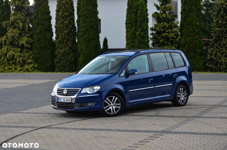 Volkswagen Touran 2.0 TDI DPF Highline - 9