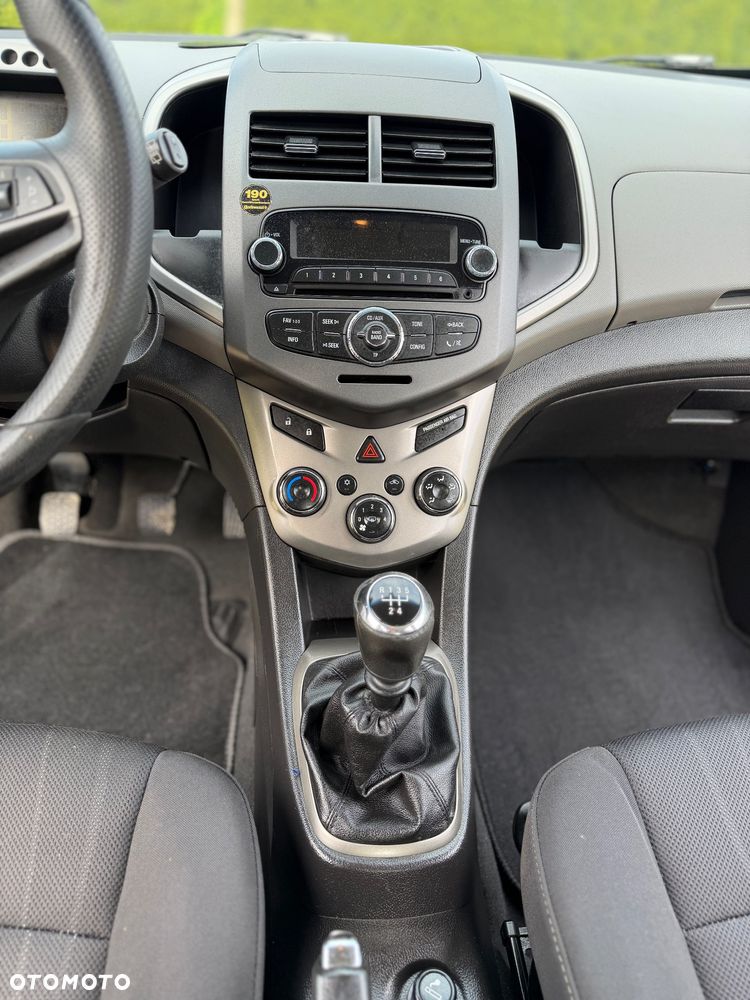 Chevrolet Aveo 1.2 LS+ - 36
