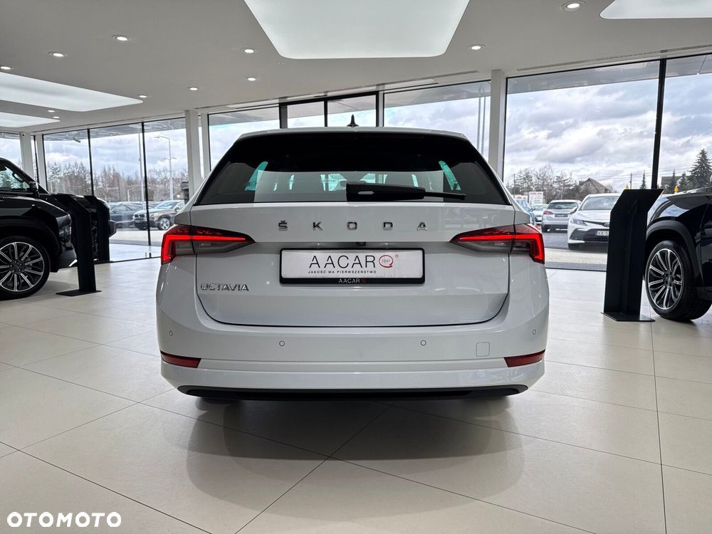 Skoda Octavia 2.0 TDI Ambition DSG - 4