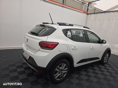 Dacia Logan Stepway 0.9 TCe - 3