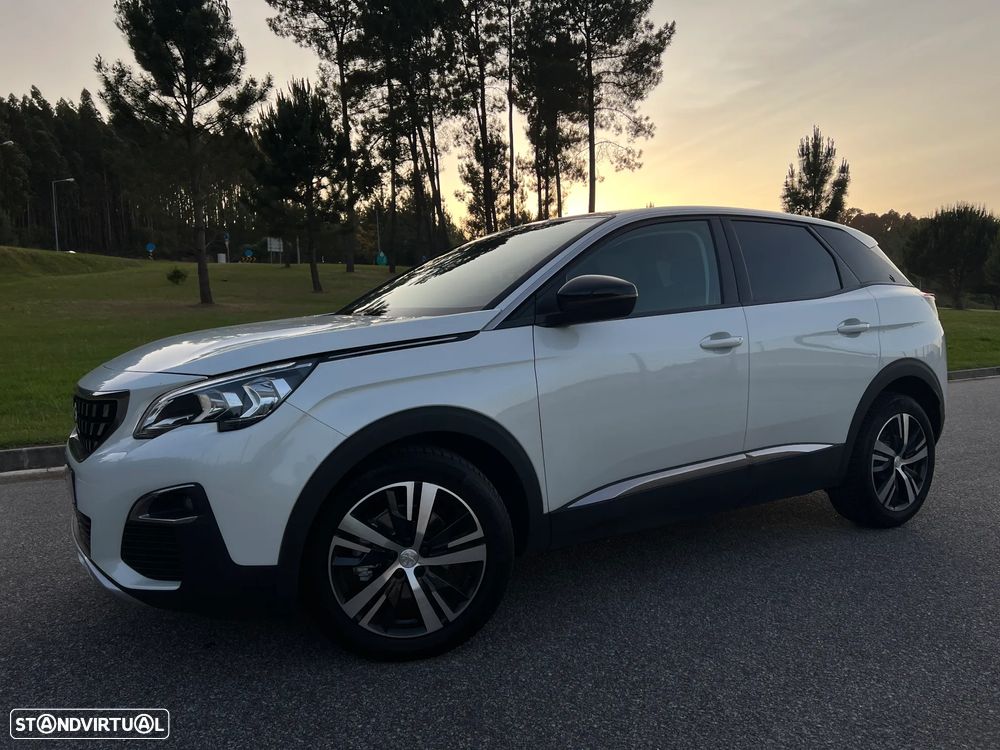 Peugeot 3008 1.6 Hybrid Allure Pack e-EAT8 - 1
