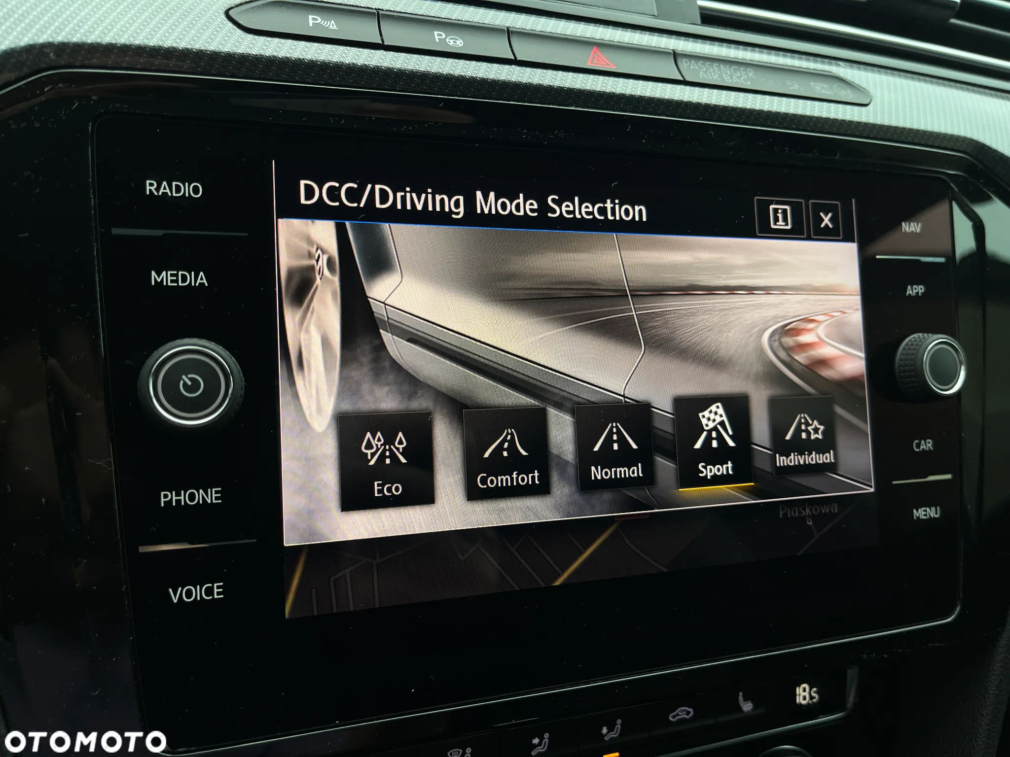 Volkswagen Arteon 2.0 TSI 4Motion R-Line DSG - 17