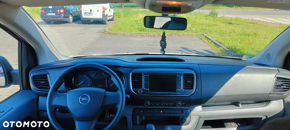 Opel Vivaro - 17