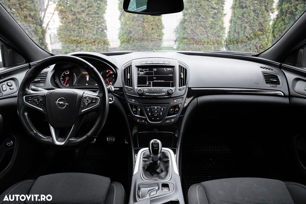 Opel Insignia - 14