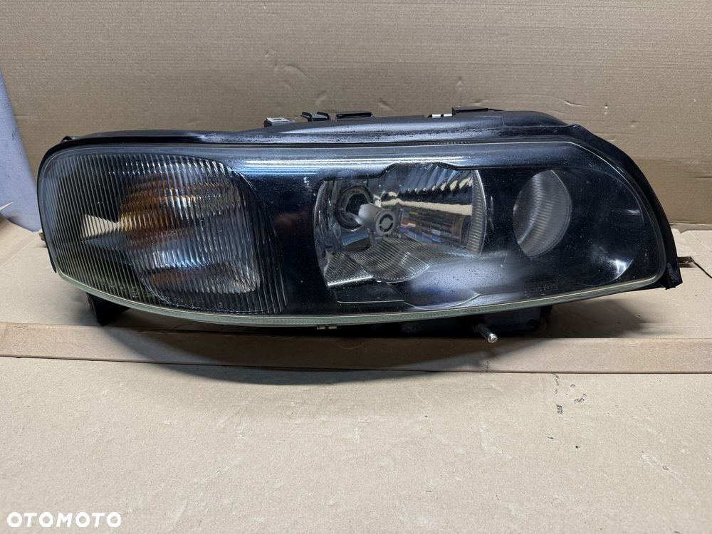 Xenon volvo v70,s60,xc70. 2000 do 2003. 30655,906 - 1