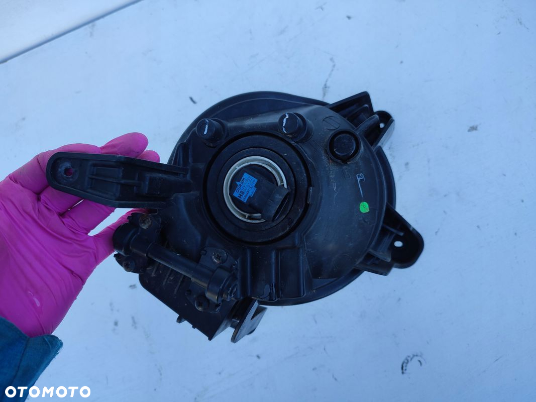 Halogen lewy przód HYUNDAI I10 II EUROPA 76 TYS PRZEBIEGU 92201-B - 4