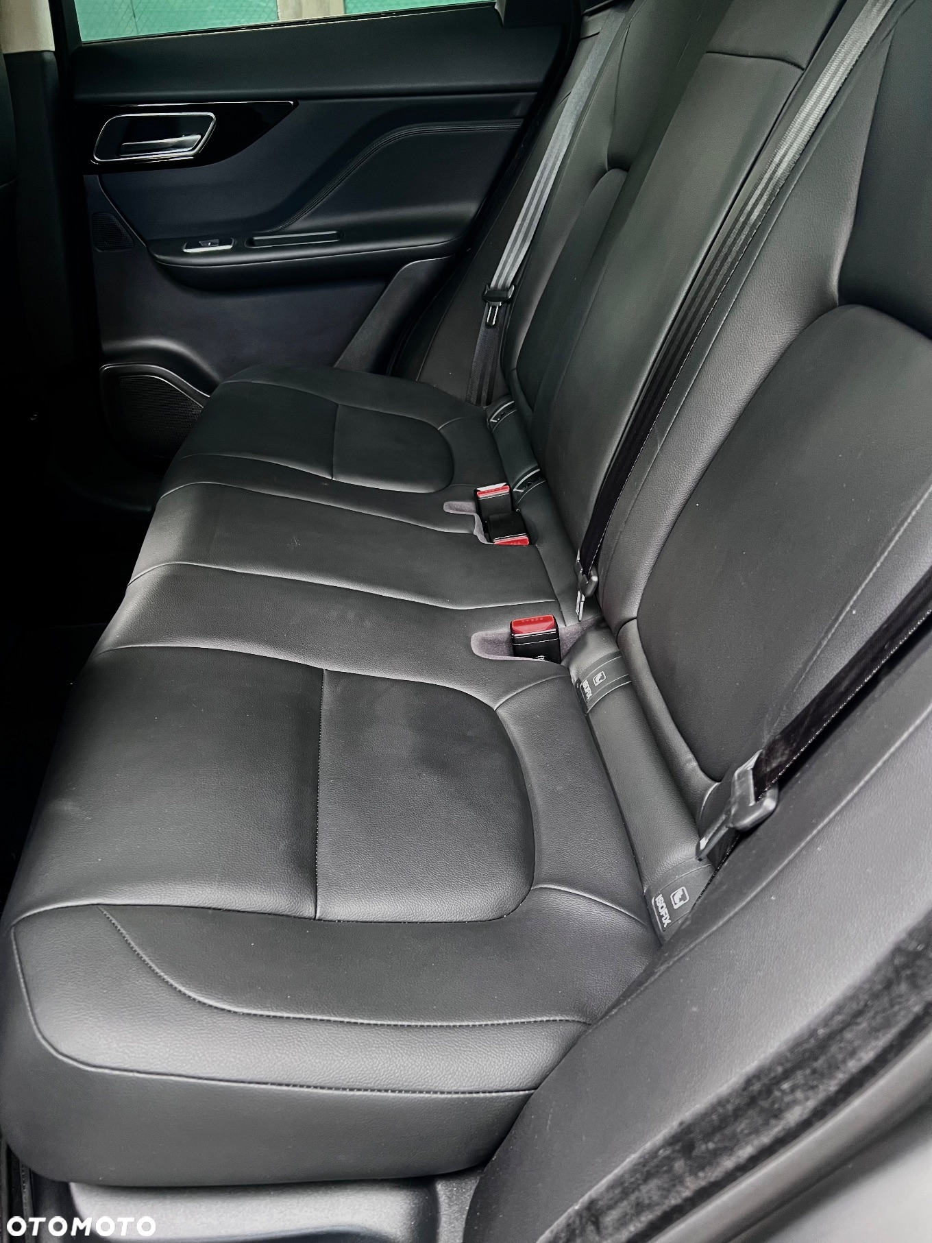 Jaguar F-Pace 25t AWD Prestige - 14