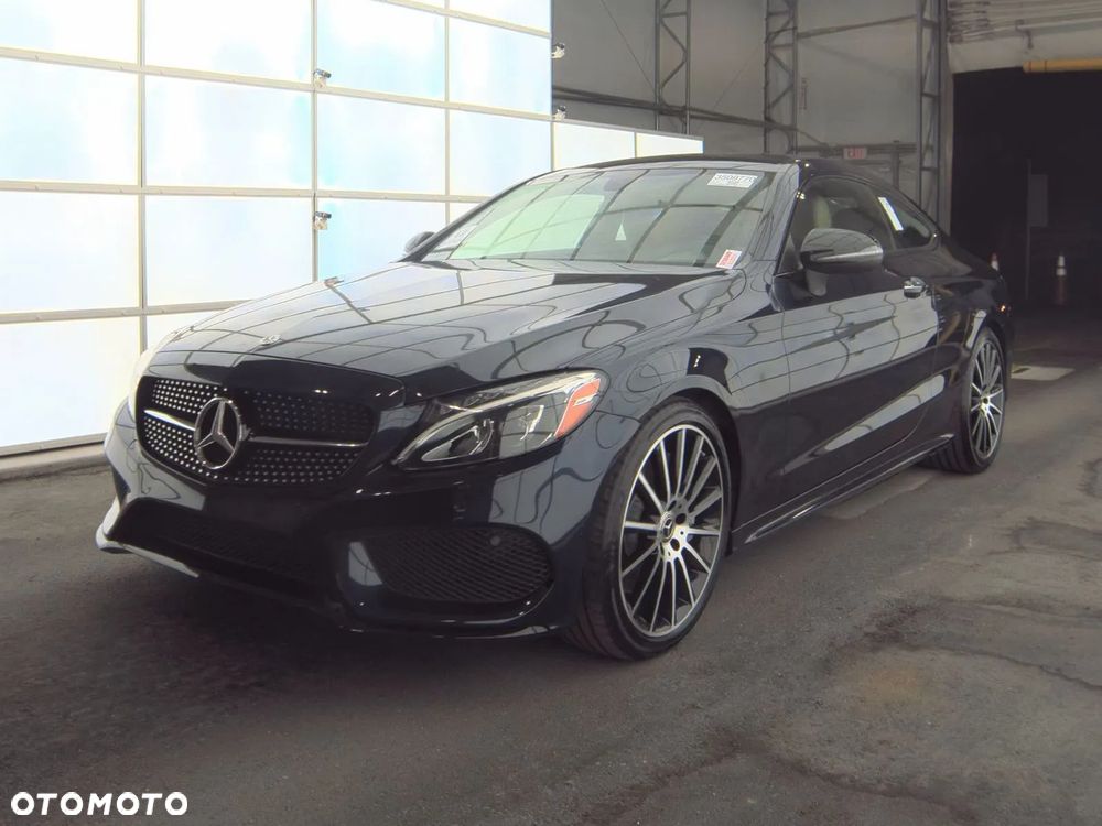 Mercedes-Benz Klasa C 300 Coupe 7G-TRONIC AMG Line - 1