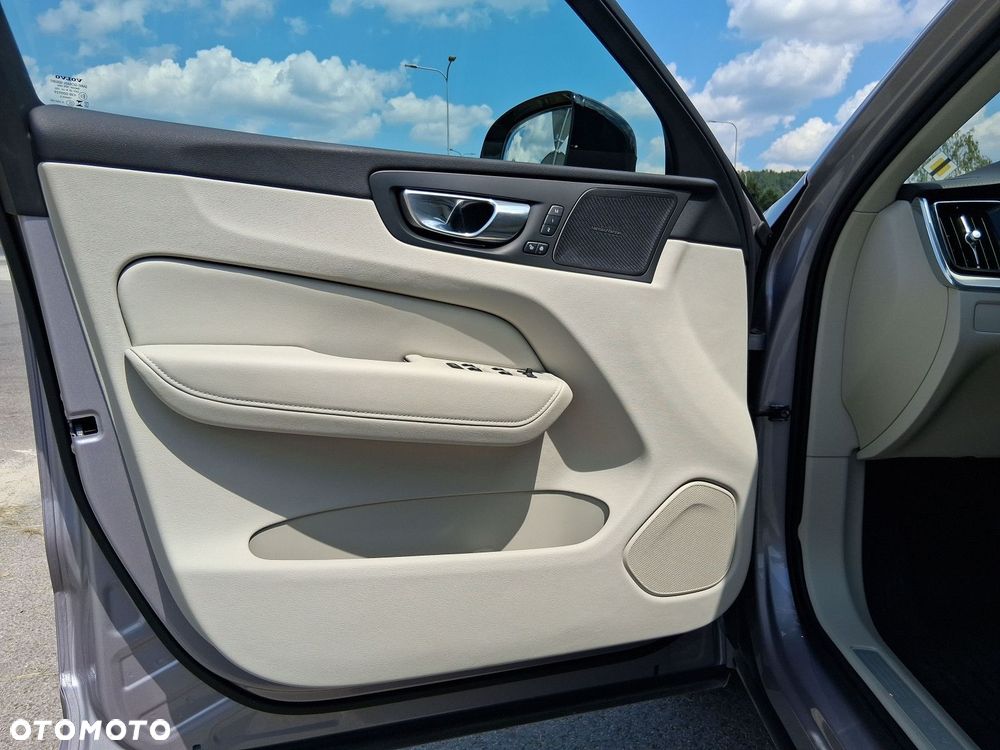 Volvo XC 60 - 19