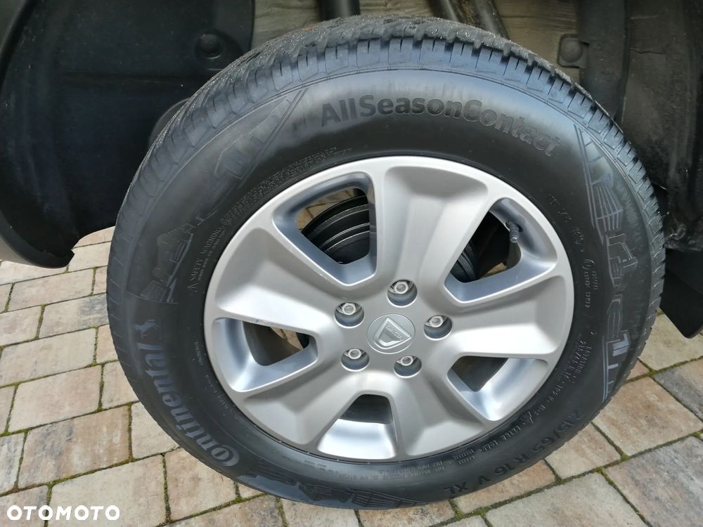 Dacia Duster 1.2 TCe Laureate S&S EU6 - 32