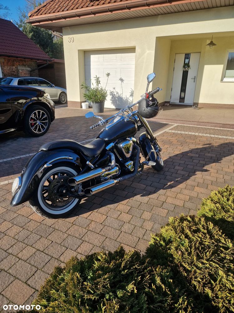 Yamaha Road Star - 1