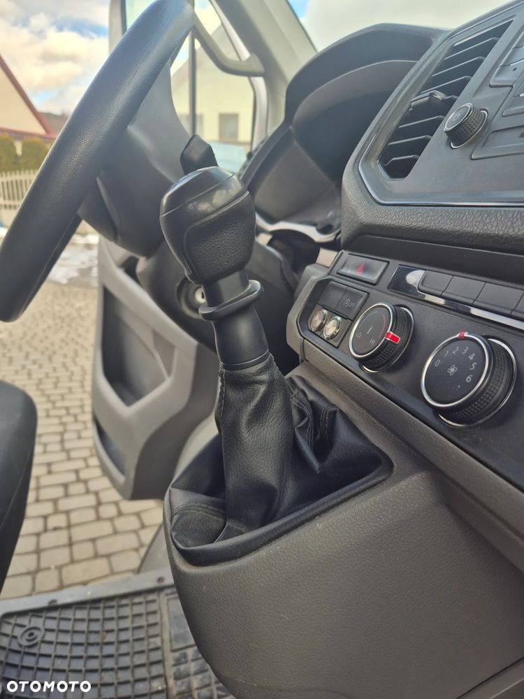 Volkswagen Crafter - 12