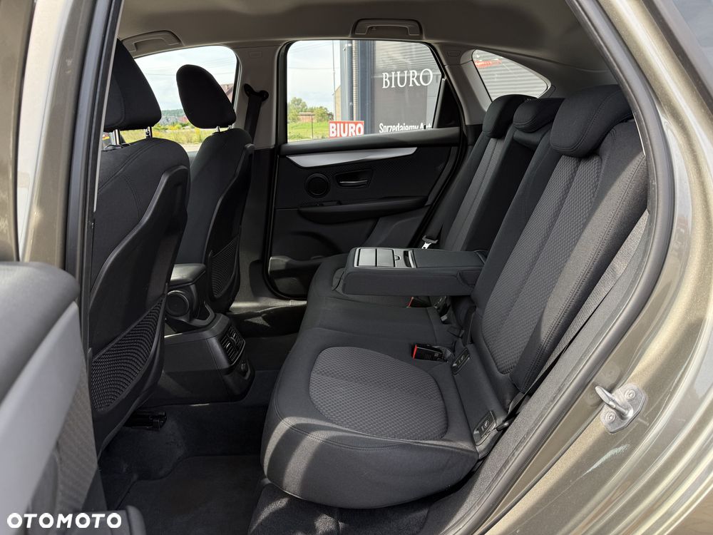 BMW Seria 2 218i Advantage - 30