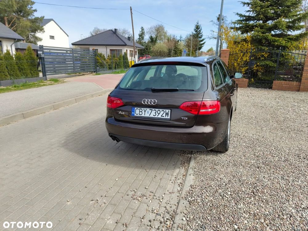 Audi A4 Avant 2.0 TDI - 26