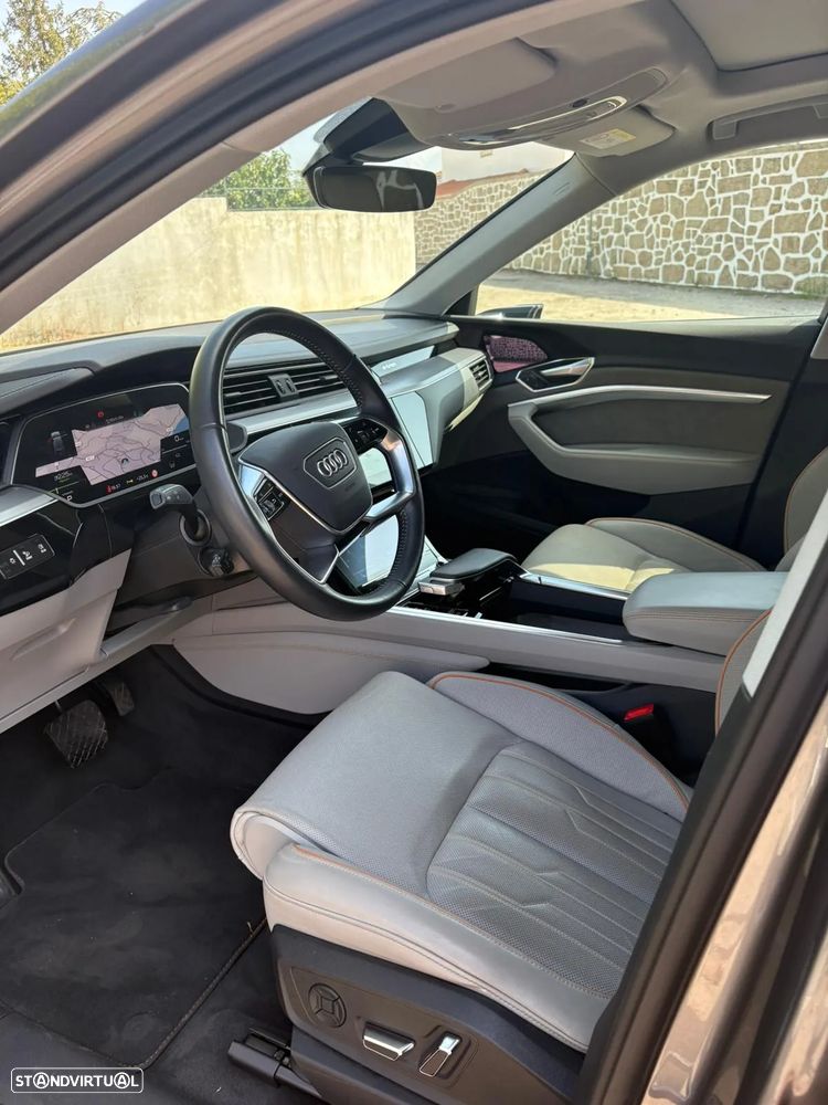 Audi e-tron 50 quattro Advanced - 13