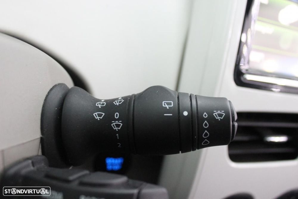 Renault Zoe (c/ Bateria) 22 kwh Life - 18