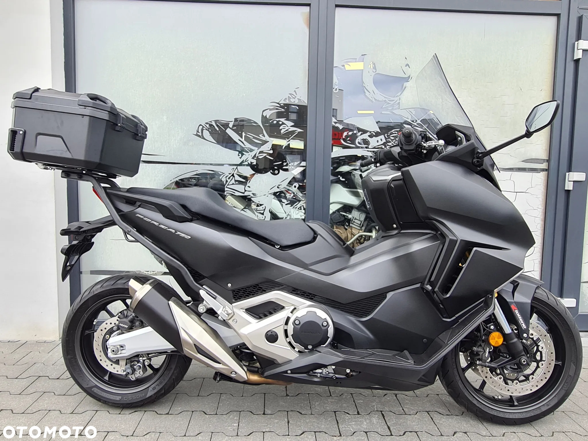 Honda NSS - 17
