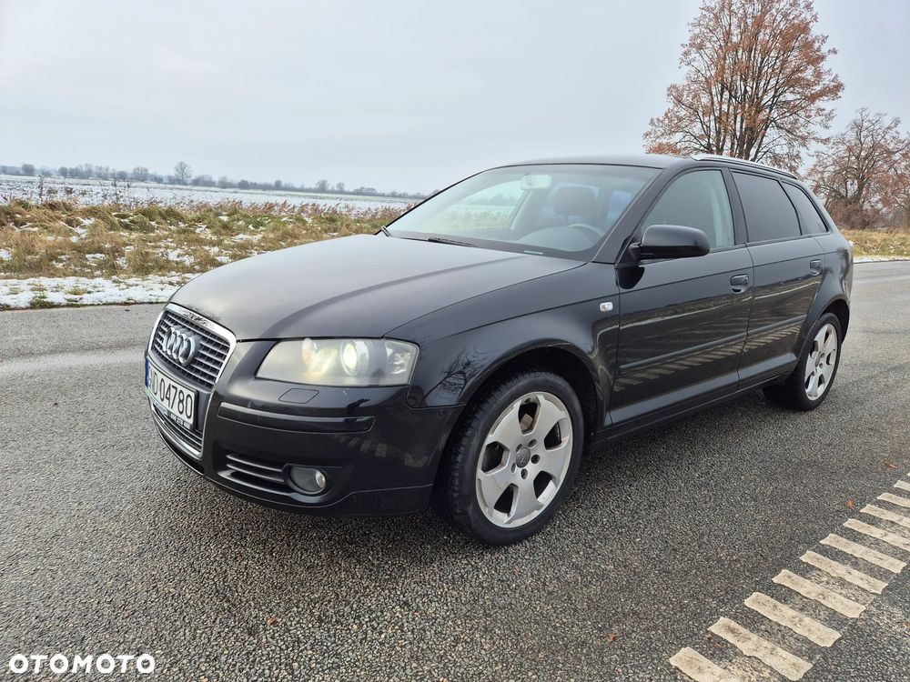 Audi A3 Sportback - 1