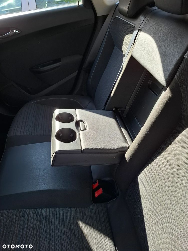 Opel Astra 1.6 Active - 8